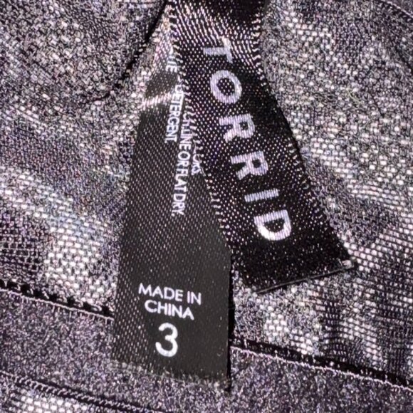 Torrid Bralette Black with Soft Rose Petals Print Stretch Lace Mesh Plus Size 3X - Picture 6 of 10